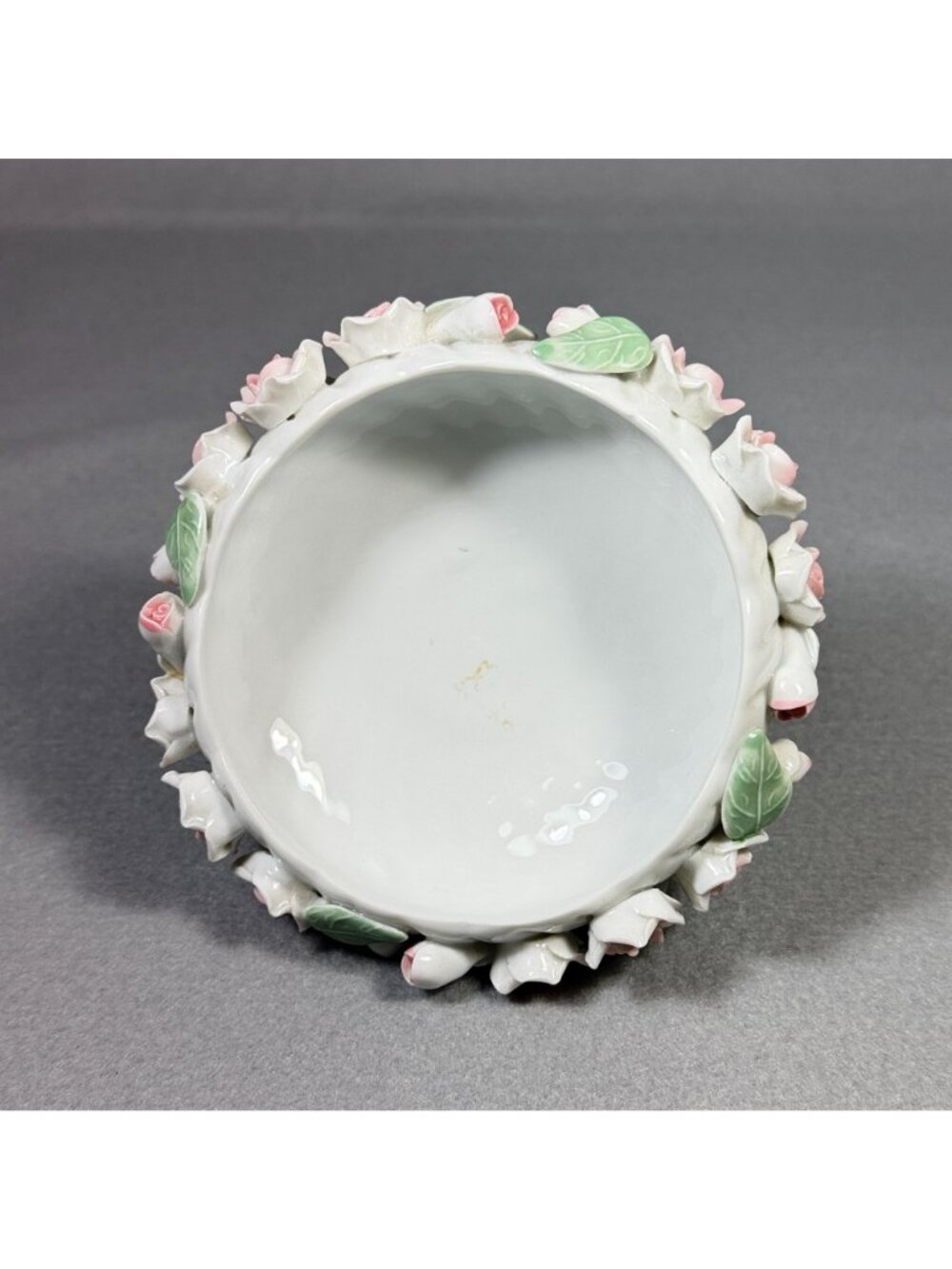 Vintage Encrusted Porcelain Rose Pedestal Bowl Capodimonte Style Candy Dish - Picture 4 of 11